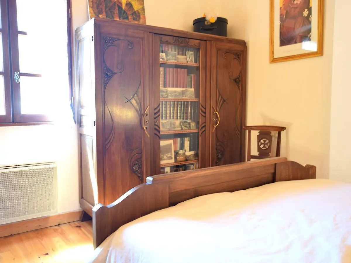 Attractive Holiday Home With Beautiful View Saint-Julien-du-Gua