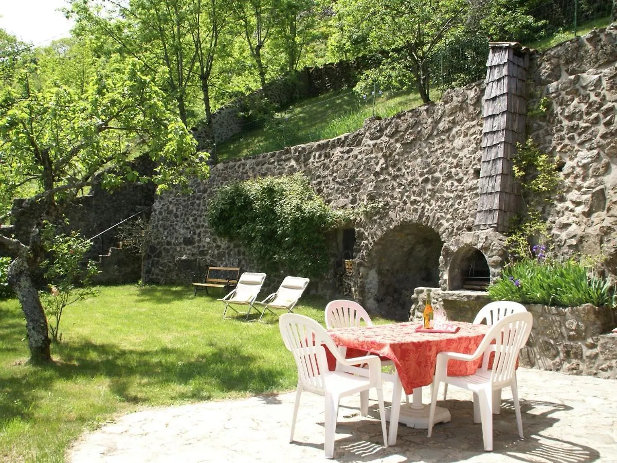 Attractive Holiday Home With Beautiful View Saint-Julien-du-Gua 0*,  France